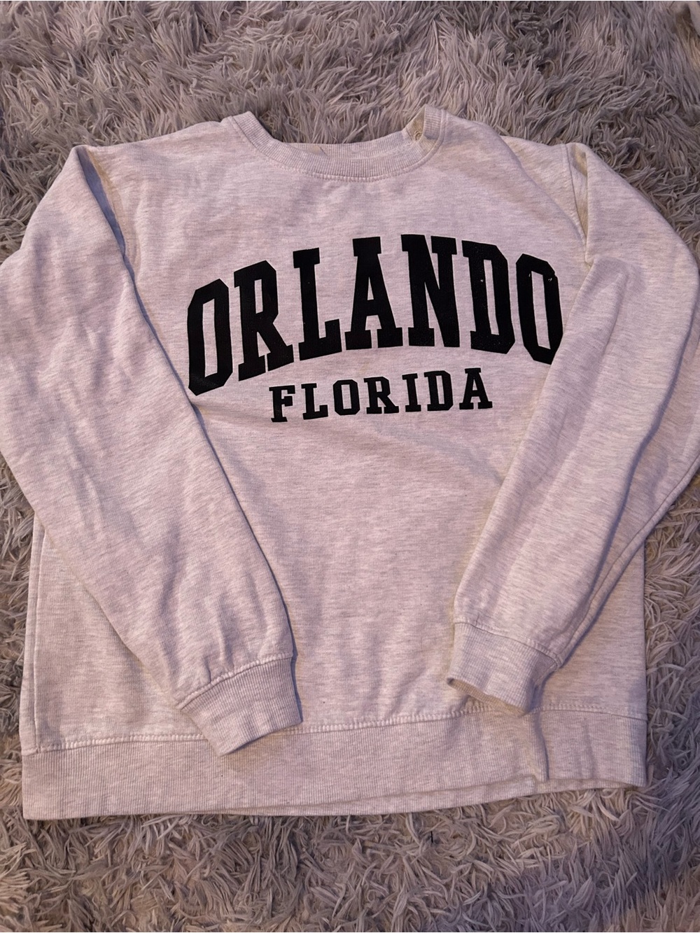 6 trendy oversized varsity and travel crew necks and hoodies
